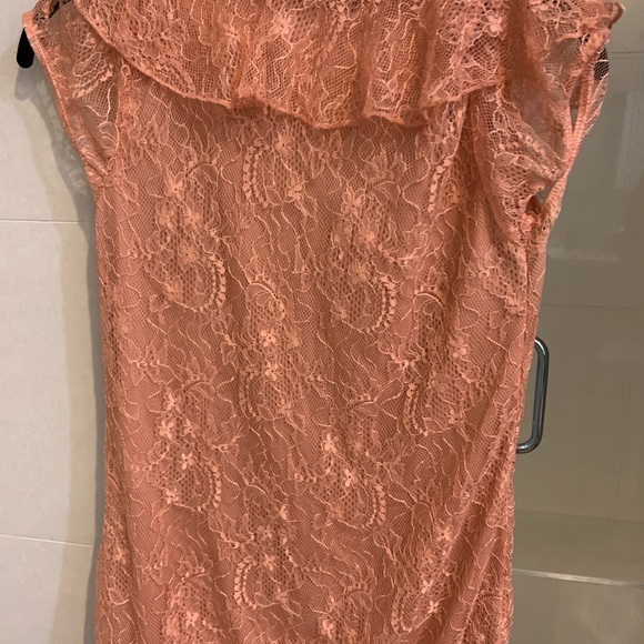 Peach colored lace work top - Picture 3 of 3